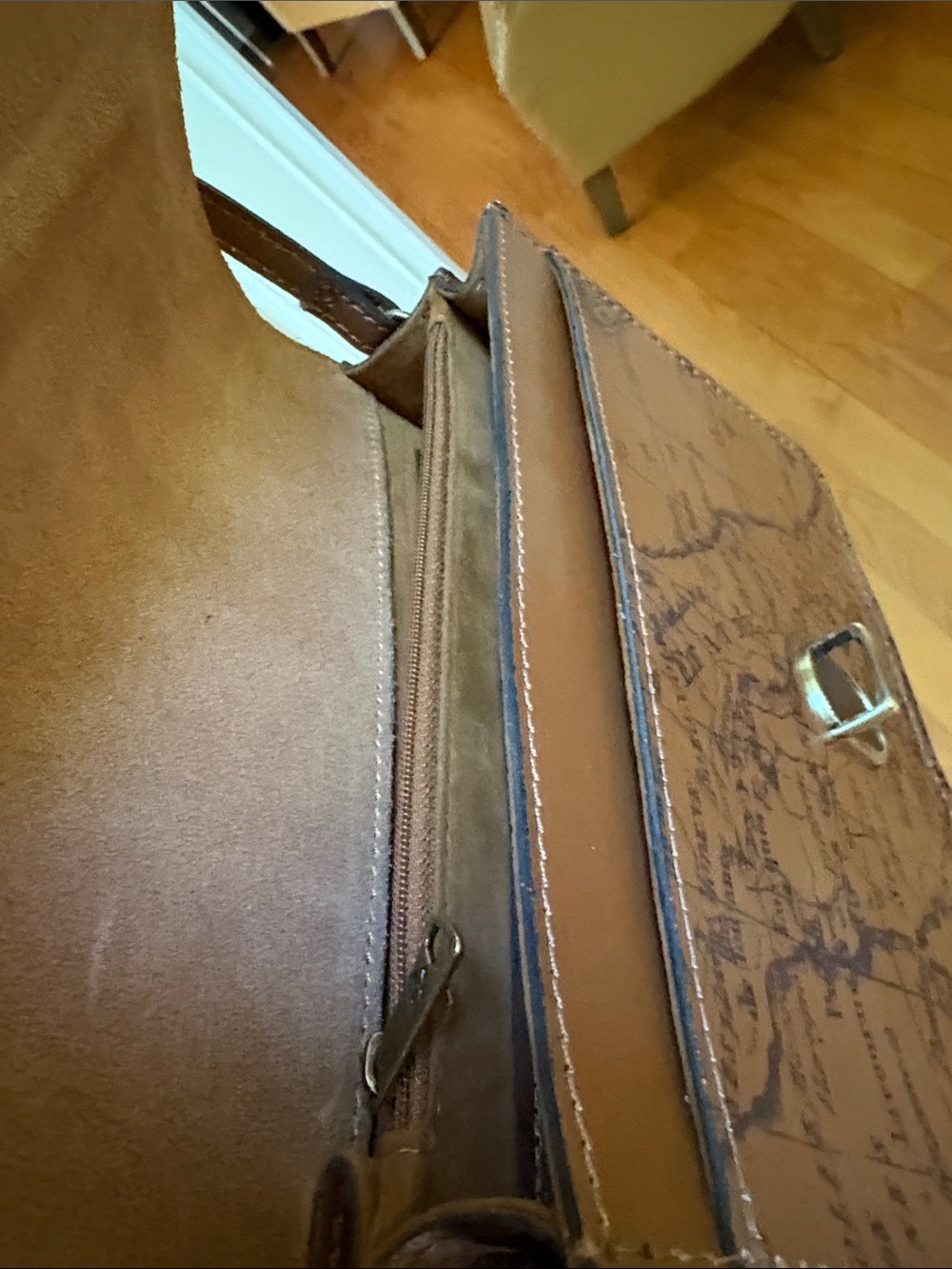 Patricia Nash Tan Brown Map-Print Leather Messenger Crossbody - Picture 6 of 8